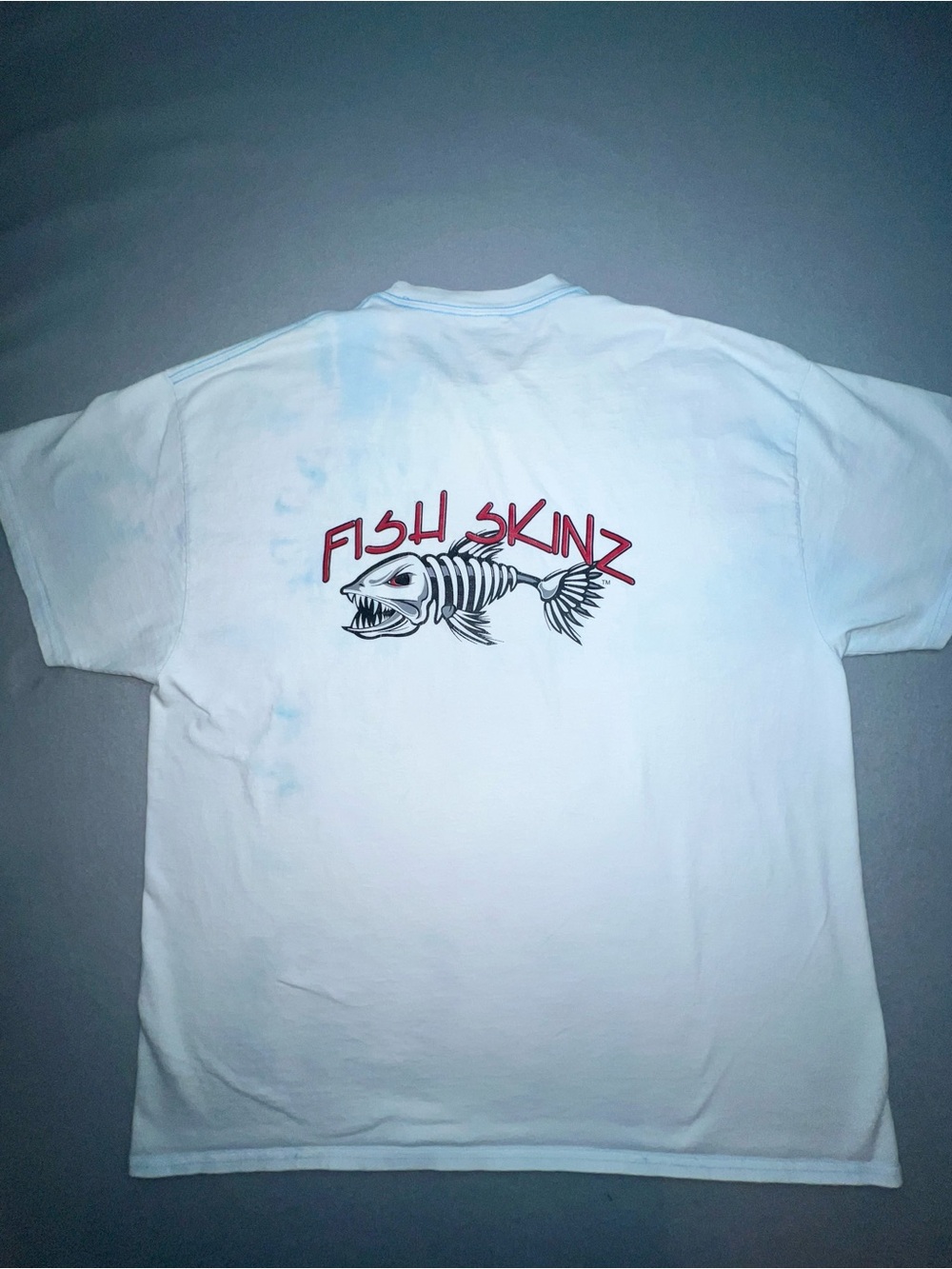 Fish Skinz Graphic T-Shirt Mens White/Blue Skeleton Fish Short Sleeve XL